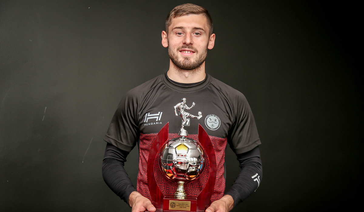 Arber Zeneli joueur du mois