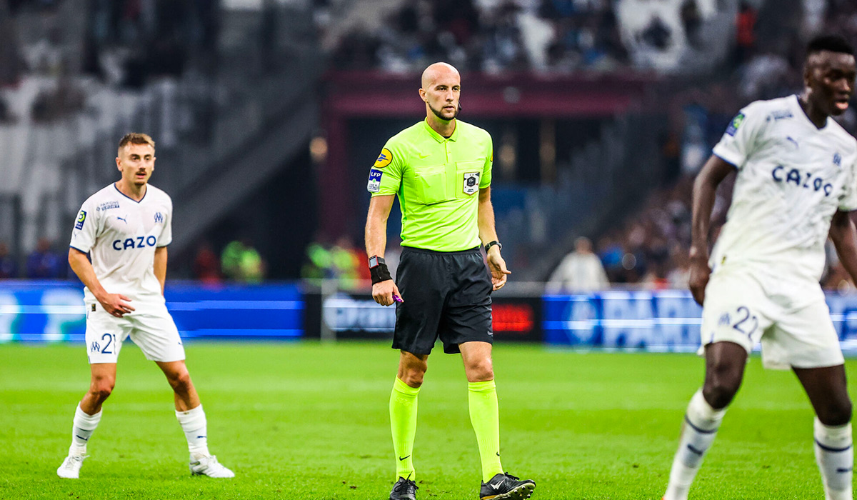 Eric Wattellier, arbitre d'OM-SDR